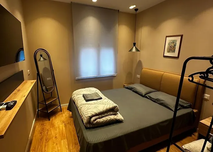 Blloku Cozy 티라나